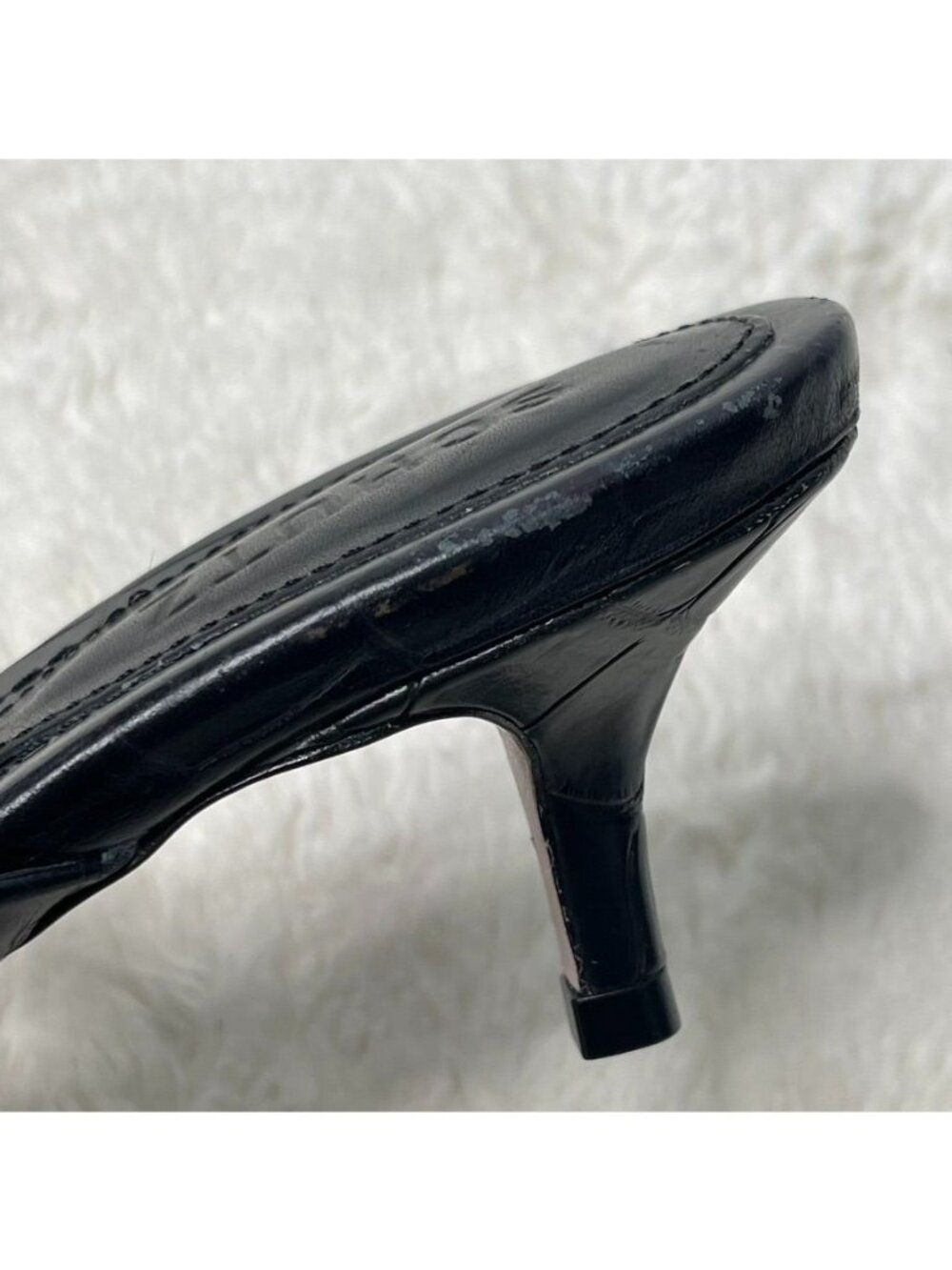 Schutz Carolyn Black Leather Croc Thong Sandal Kitten Heel Square Toe Size 7.5 - Picture 9 of 10